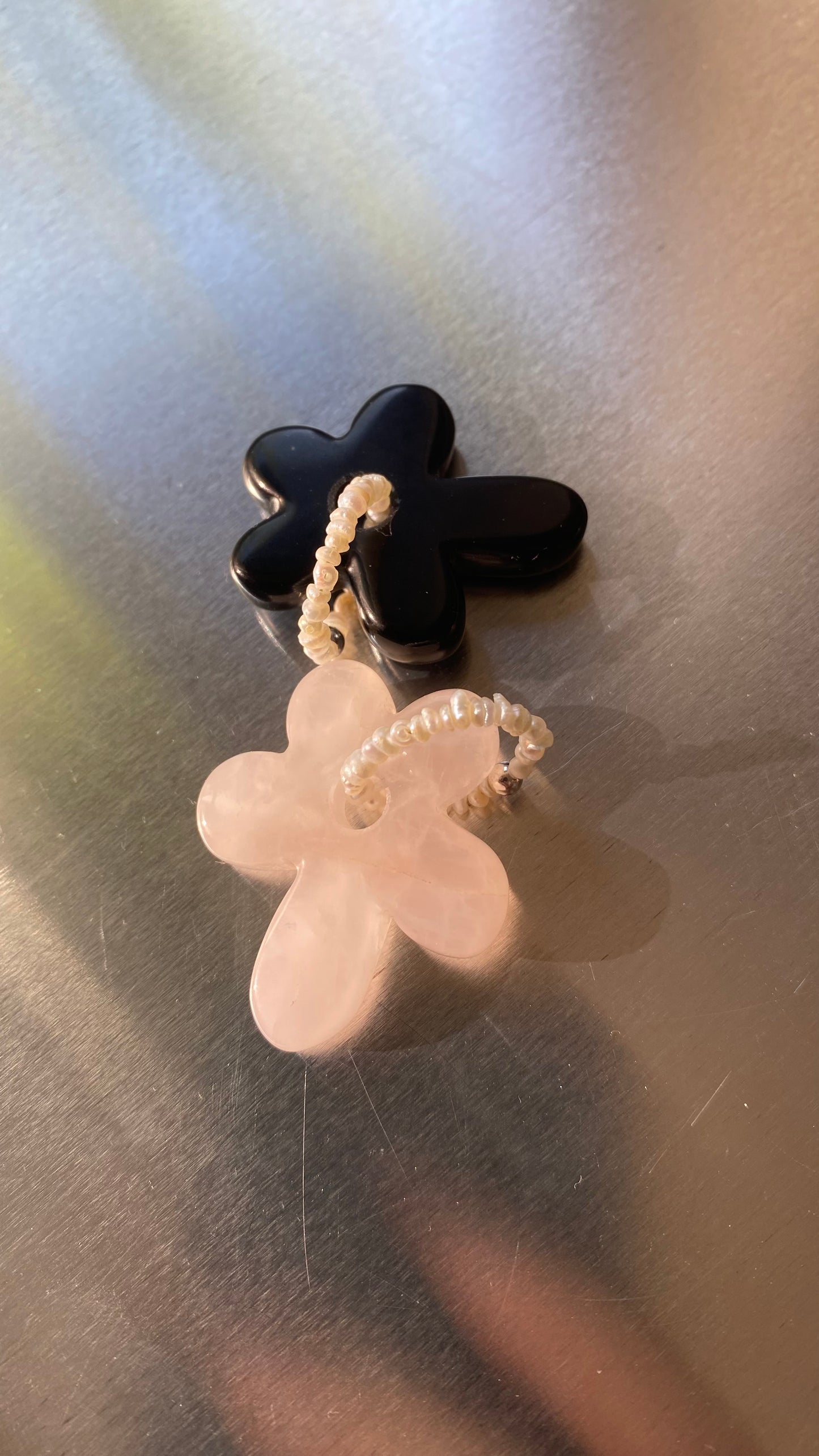 ONE OF A KIND 2.0 ROSENQUARZ CHARM 1