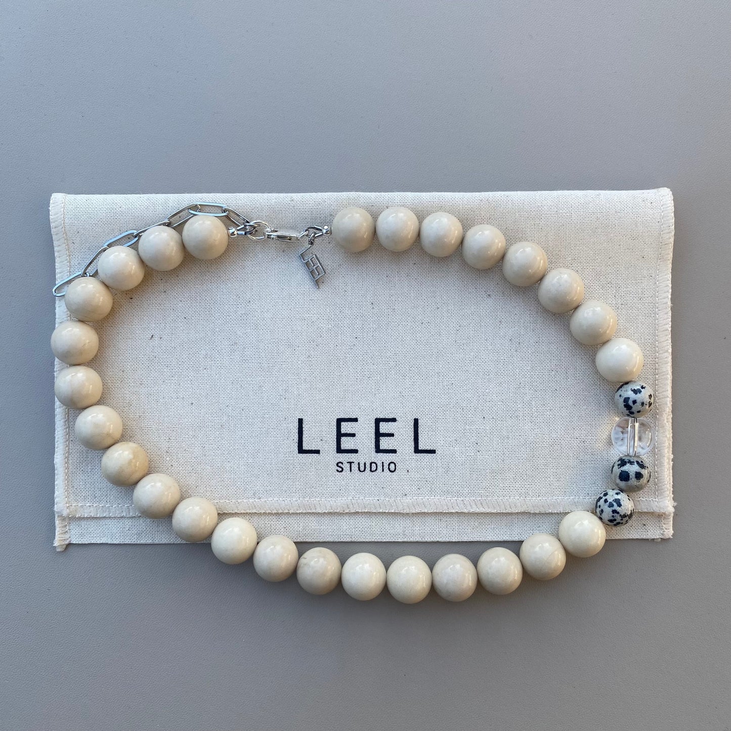 FOSSIL NECKLACE für Leichtigkeit & Balance