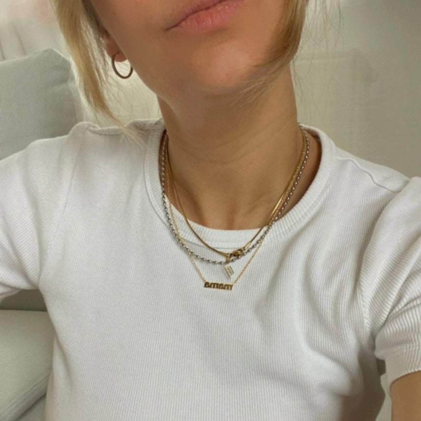 MAMA NECKLACE