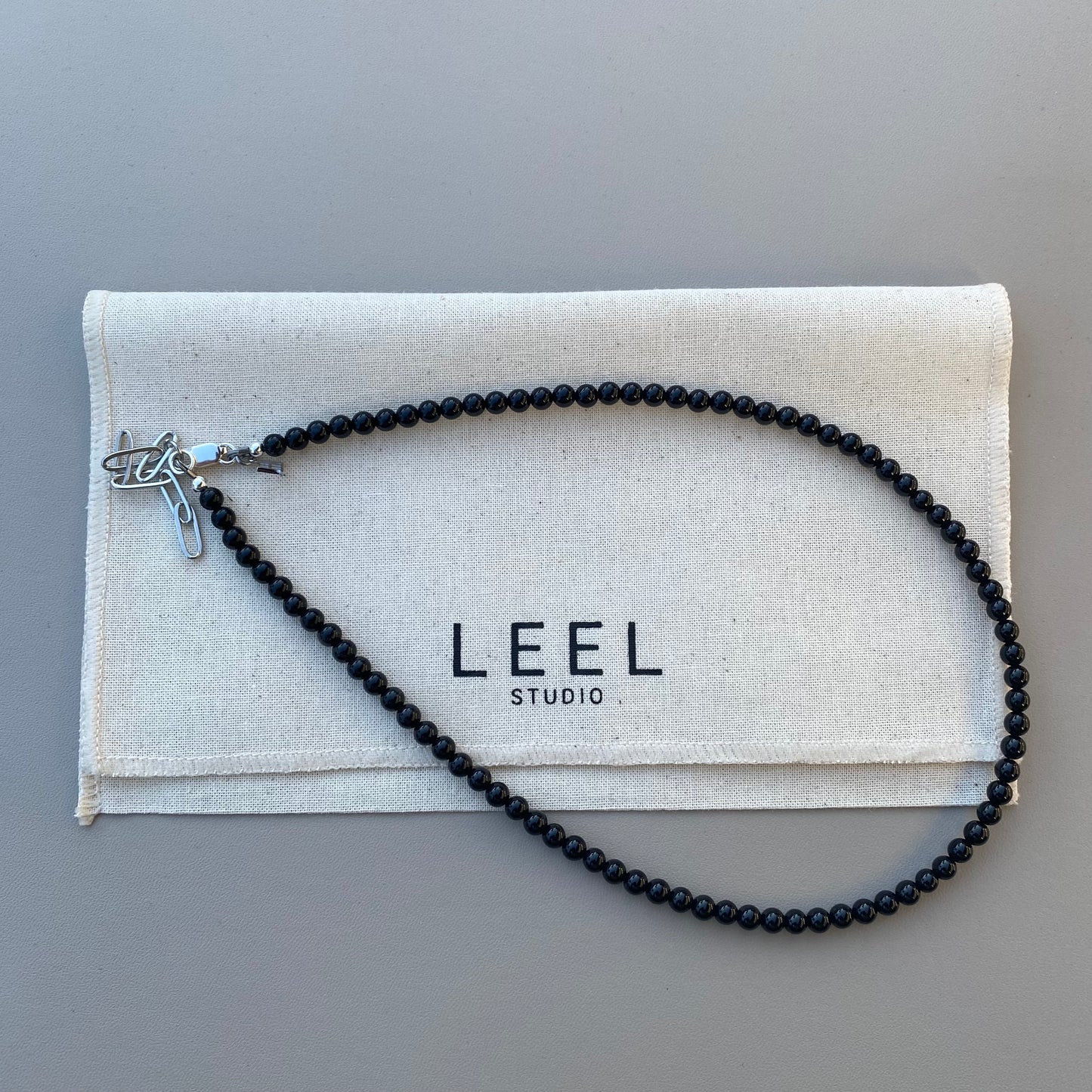 FINE ONI NECKLACE für Stärke & Fokus