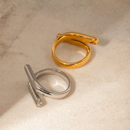 LUNA TWIST RING