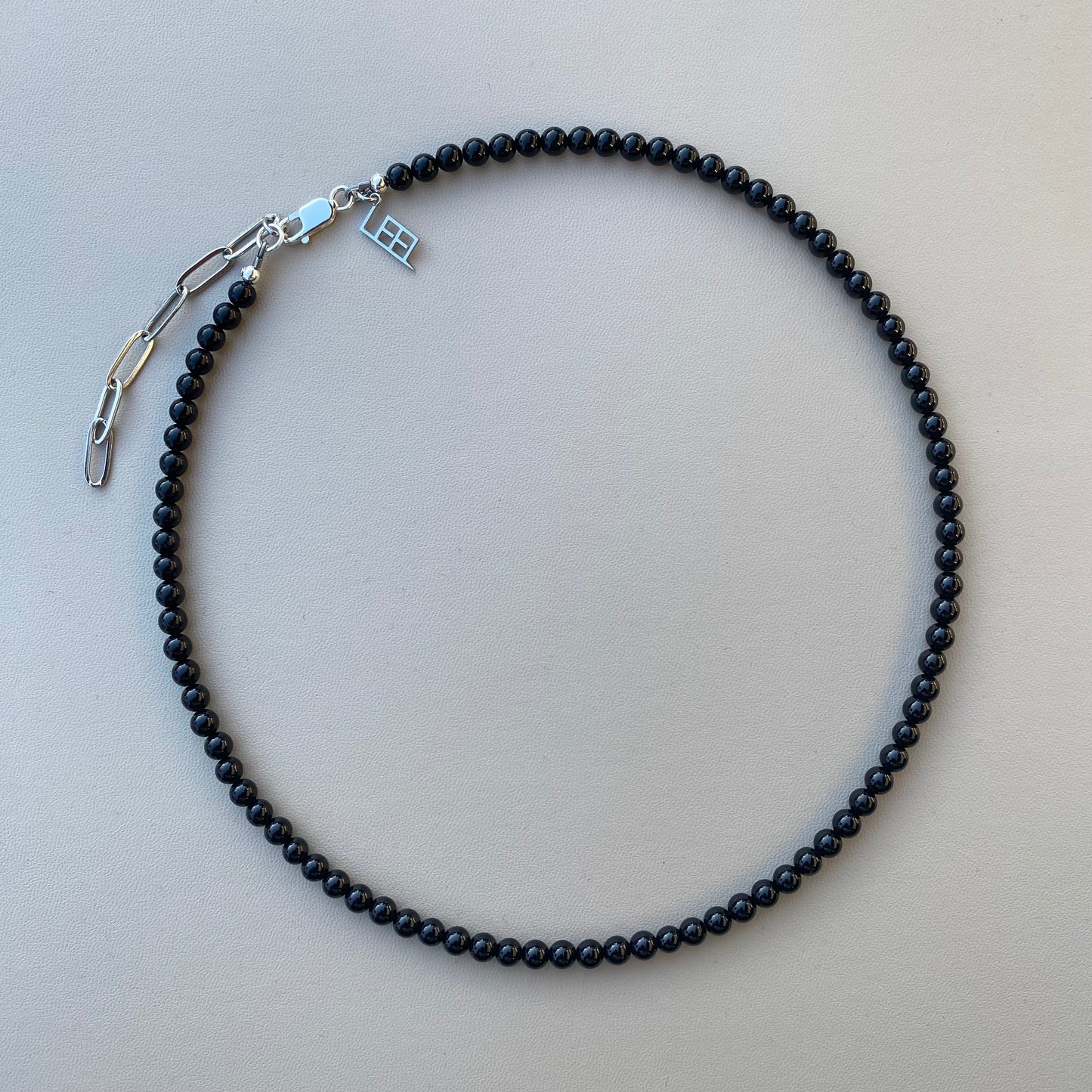 FINE ONI NECKLACE für Stärke & Fokus