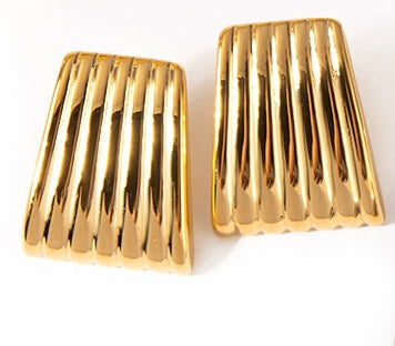 SMALL GROOVED EARRINGS
