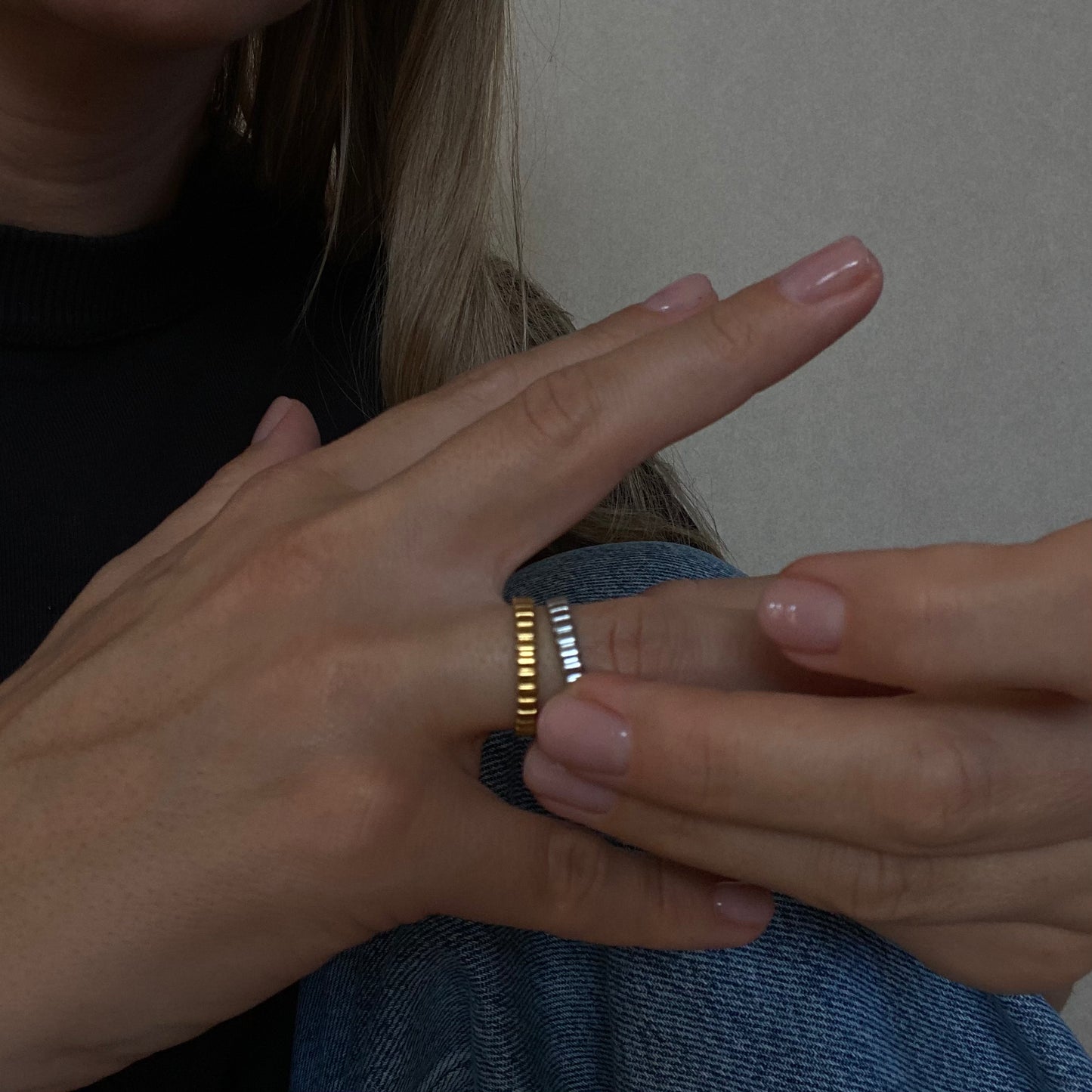 SMALL GROOVE RING