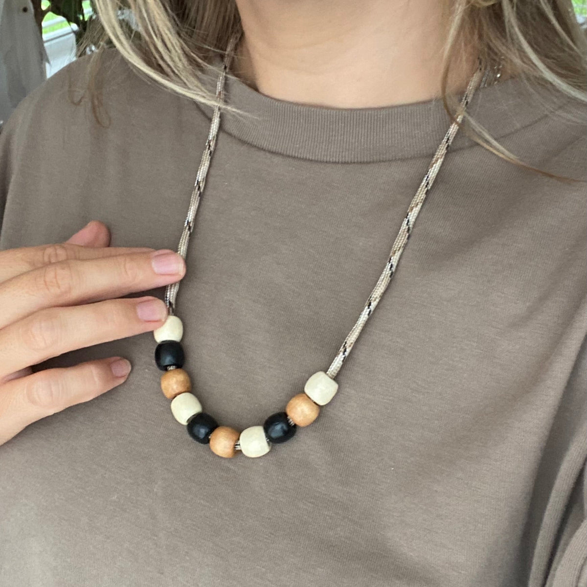 THE WOOD NECKLACE – MINI