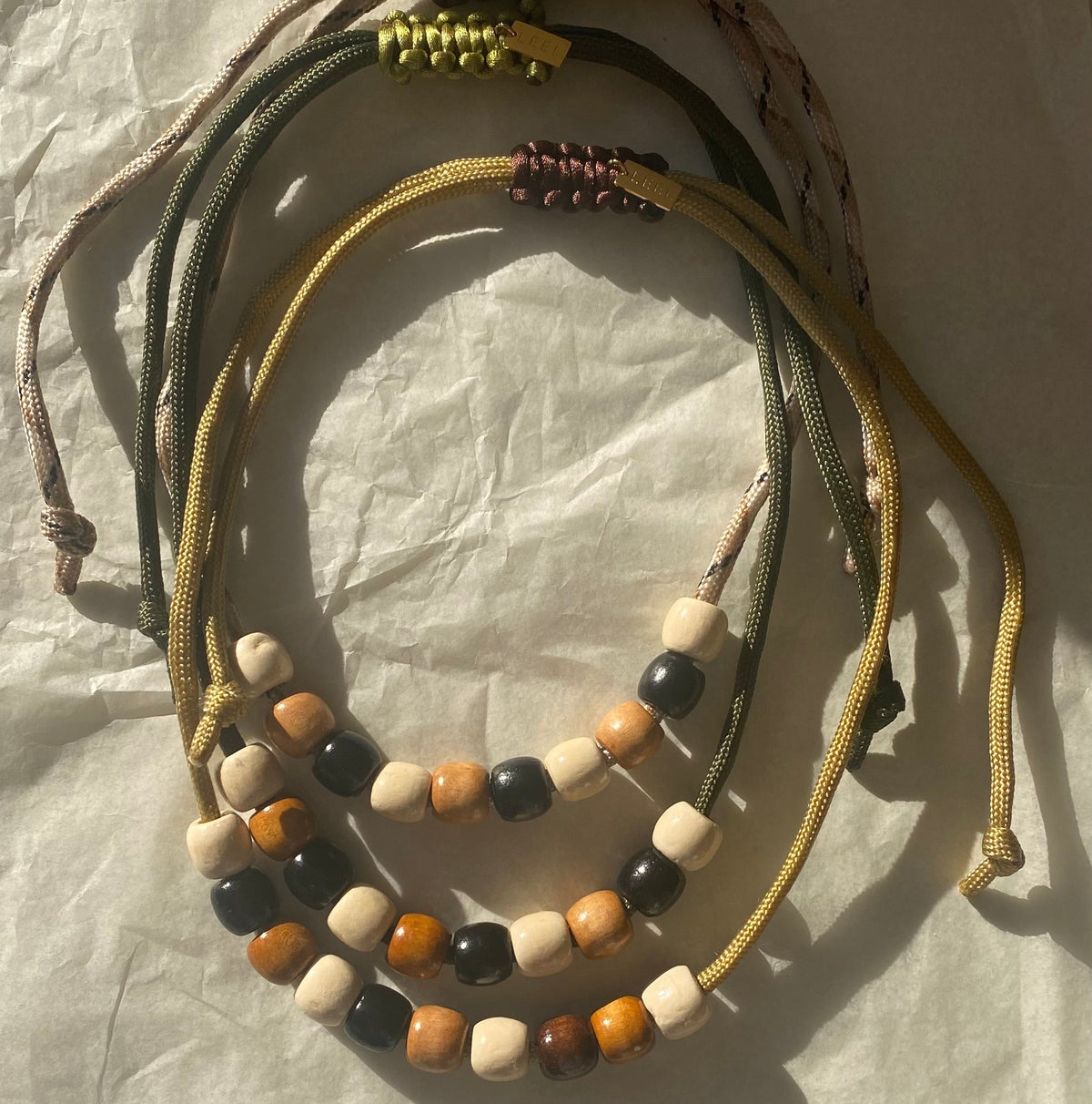 THE WOOD NECKLACE – MINI
