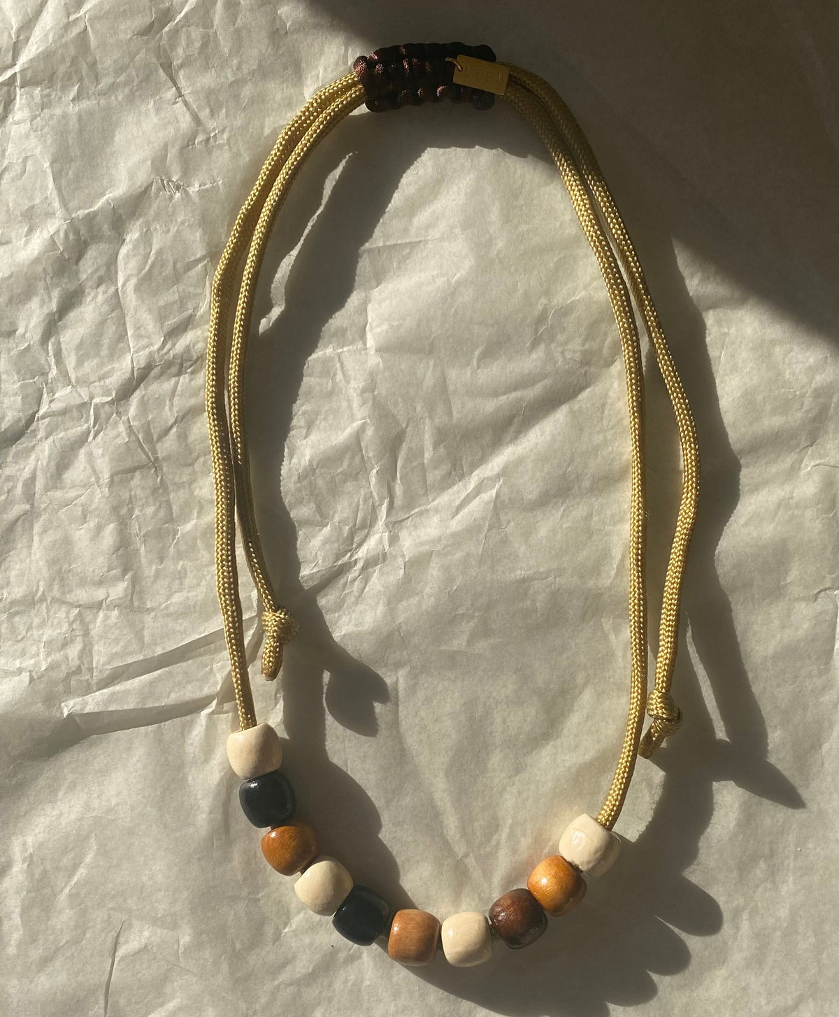 THE WOOD NECKLACE – MINI