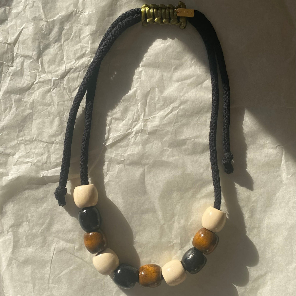 THE WOOD NECKLACE – BOLD