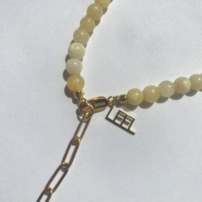 MINI CALI BUTTER NECKLACE für neue Energie & sonnige Momente
